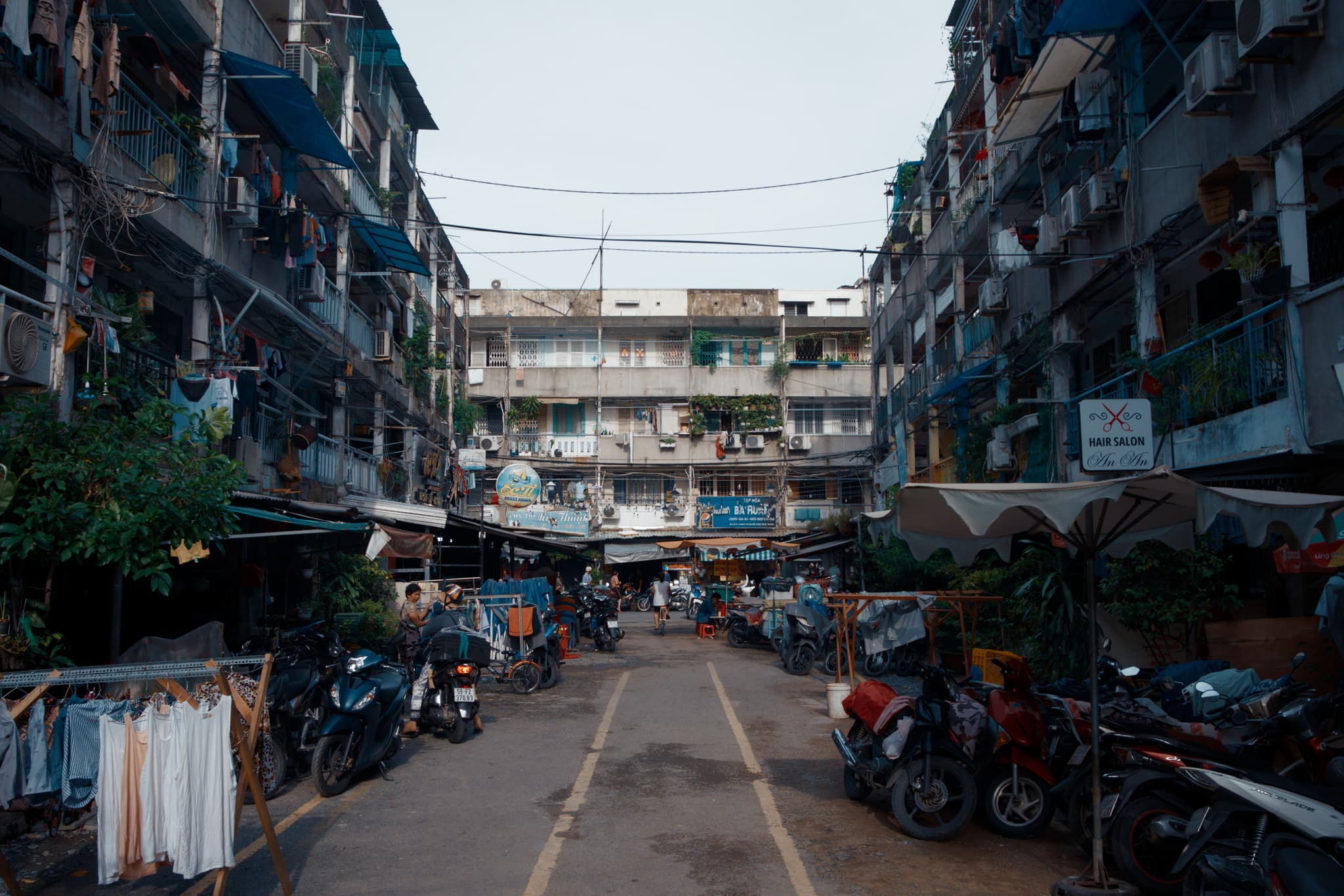 Nguyen Thien Thuat apartment buildings