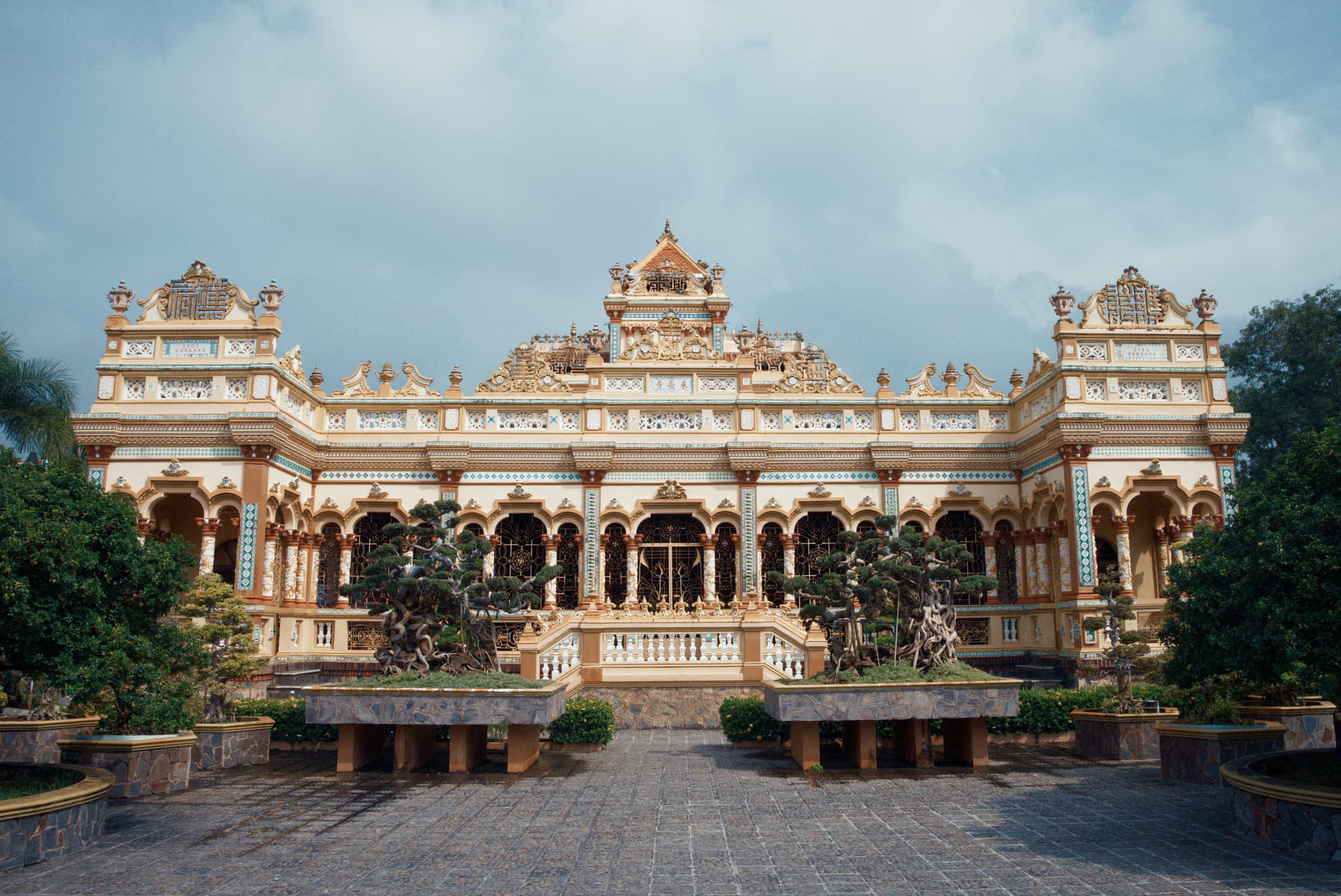 Vietnamese temple