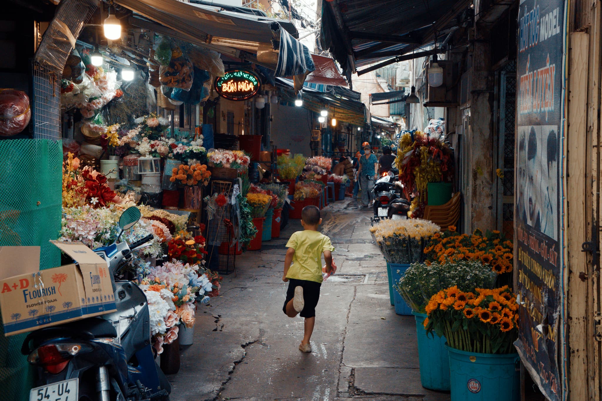 Ho Thi Ky Flower Market